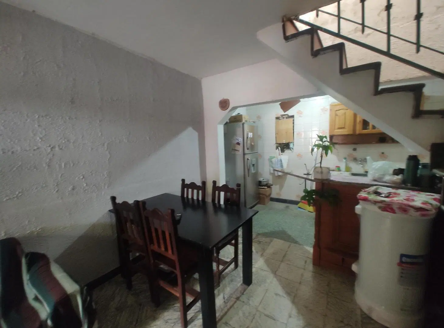 Venta casa   departamento independiente   galpón sobre lote propio.  (Abasto Oeste / Matheu) 2