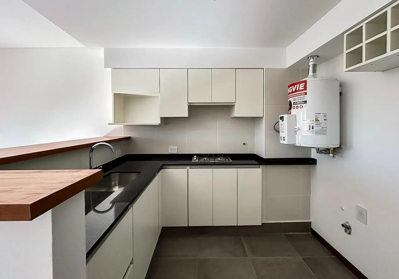 Departamento monoambiente en venta Echesortu con balcón. Entrega 2025 4