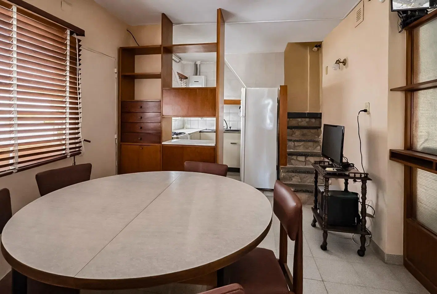 Venta Casa de Estilo Blv. Avellaneda Bis 300 3 Dorm Patio Cochera Vivienda o Comercial 2