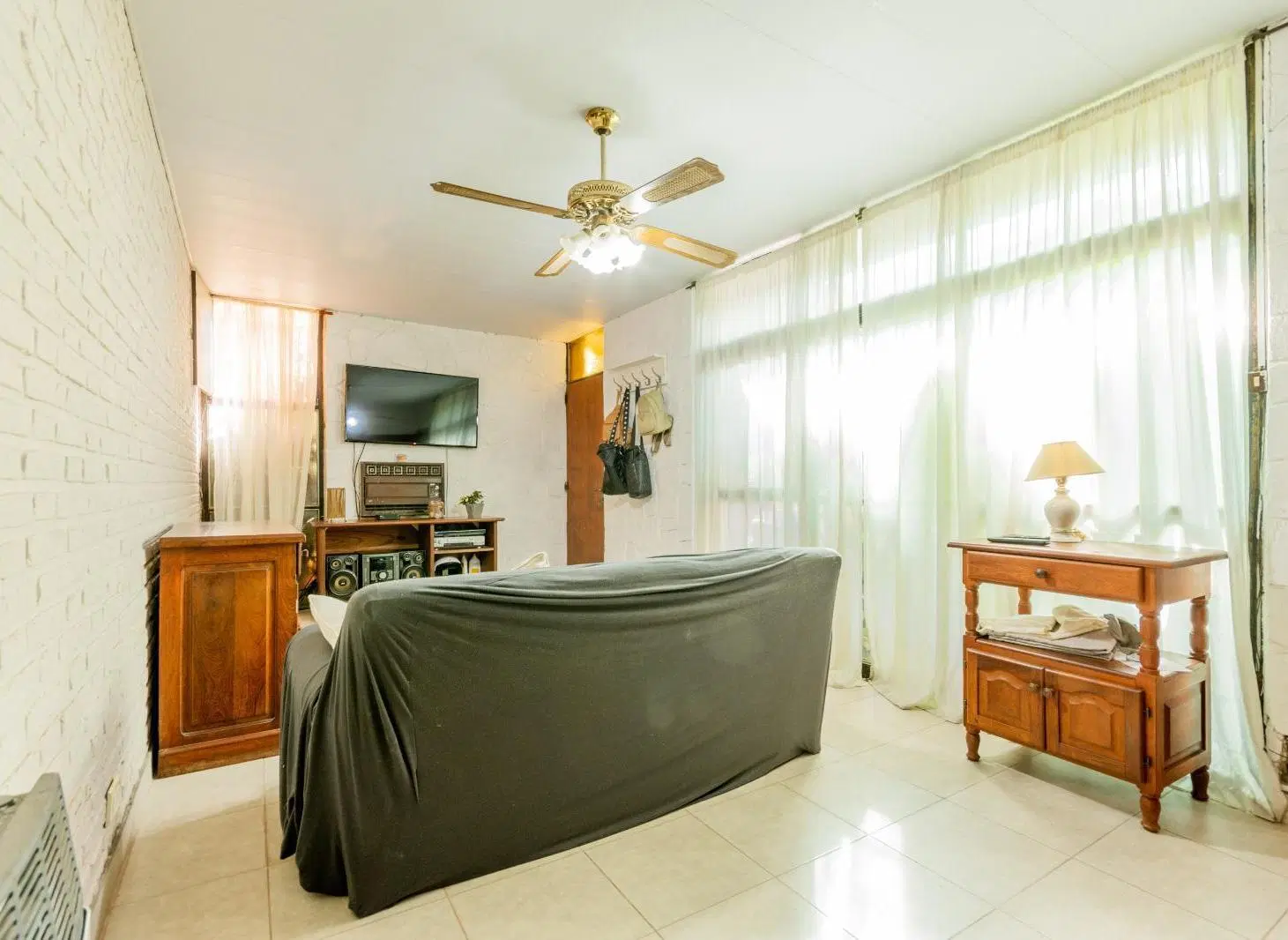 VENTA/PERMUTA - Casa 3 dormitorios, con patio y cochera - Alberdi, Rosario 5