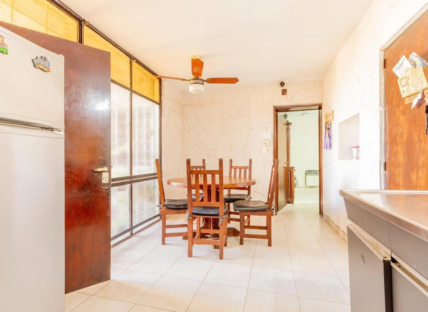 VENTA/PERMUTA - Casa 3 dormitorios, con patio y cochera - Alberdi, Rosario 2