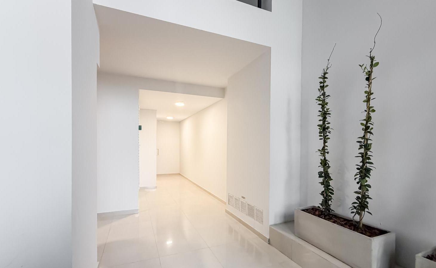 Foto de VENTA Departamento a estrenar de un dormitorio al frente, con balcón corrido, imagen 1