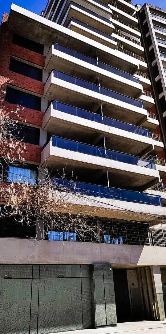 Departamento 3 DORMITORIOS. BALCON TERRAZA / PARRILLERO Pileta exc. -Exclusivo - Amenities- Lourdes 3