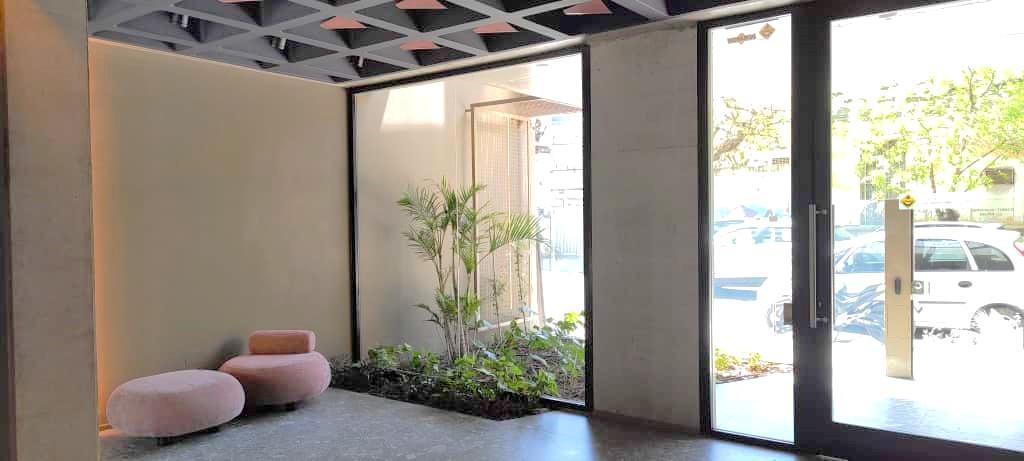 Foto de Departamento 2 dormitorio con patio - quincho pileta - Lourdes, imagen 3