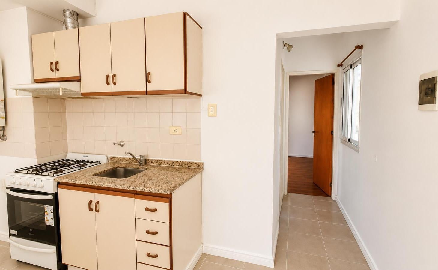 Foto de Departamento en alquiler 1 Dorm con Balcon Zona Medicina, imagen 4