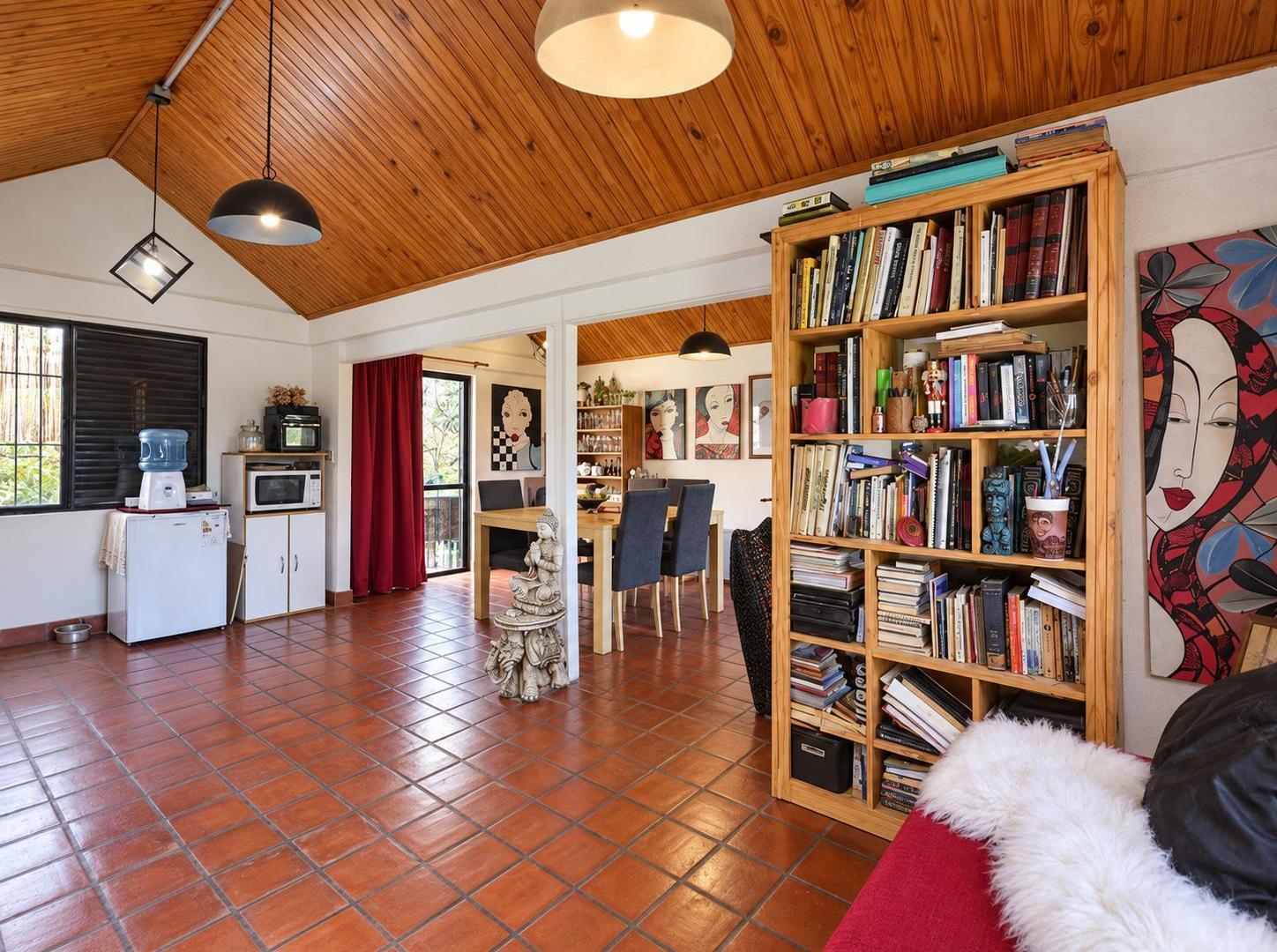 Foto de Casa en Venta Funes 3 dormitorios con quincho y pileta, imagen 3