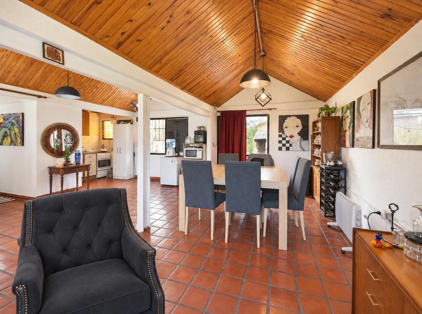 Foto de Casa en Venta Funes 3 dormitorios con quincho y pileta, imagen 1