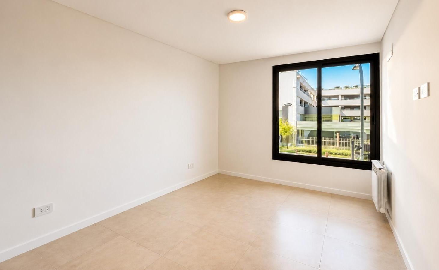 Foto de Venta depto. 1 dormitorio más escritorio. 55m2. En edificio Ana, imagen 4