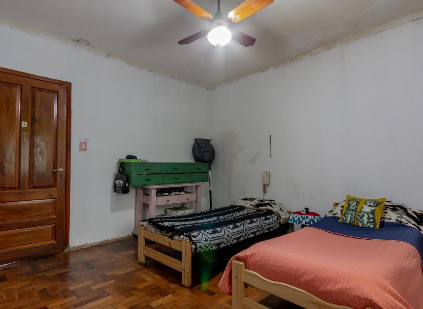 Foto de Venta Casa Luis Agote 3 Dorm, Cochera y Local - Oportunidad!, imagen 5