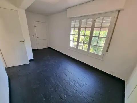 Foto de Venta Casa de 2 dormitorios y terraza, en planta alta., imagen 3
