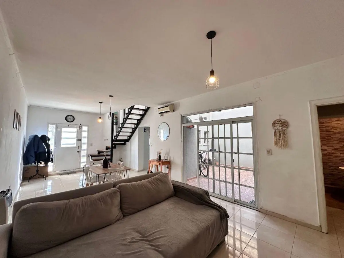 Casa de 3 dormitorios en venta en Arroyito 5