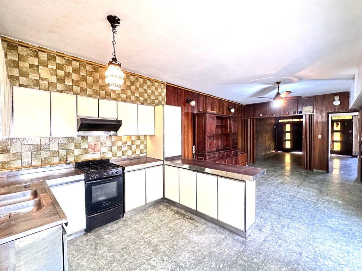 Foto de Casa en venta 4 dormitorios c/garage en Echesortu, imagen 1
