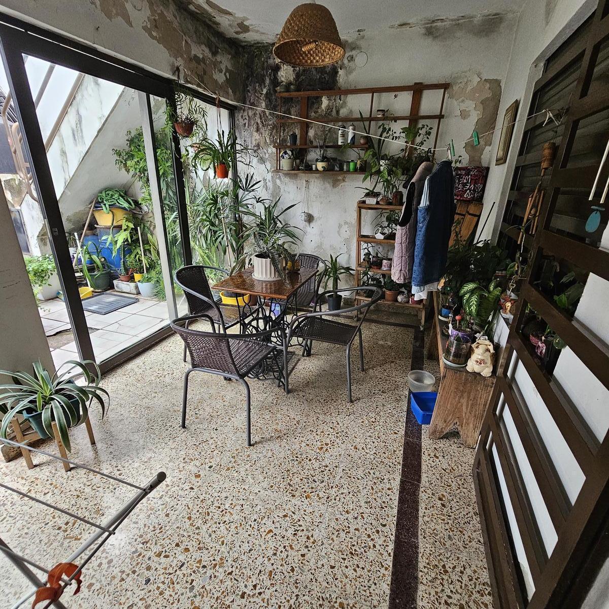 Casa 4 Dorm. con Cochera Doble y Patio 4
