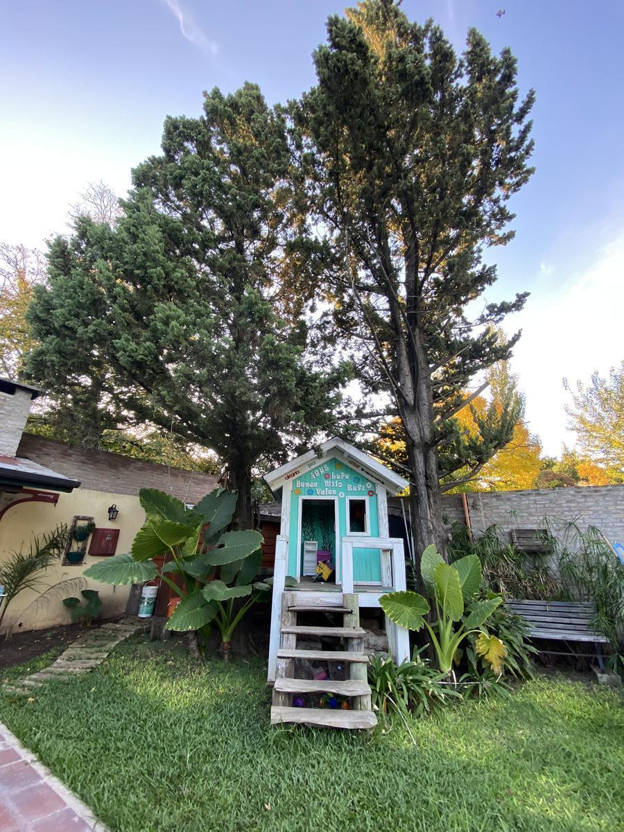 Venta Casa con Gran Jardin en Corazon de Fisherton 5
