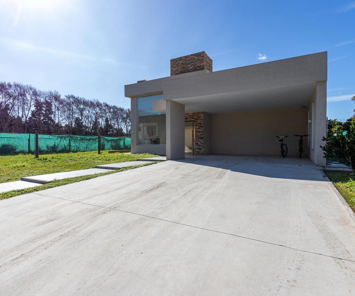 Venta Azahares del Parana Dos Dorm. Quincho Piscina 4
