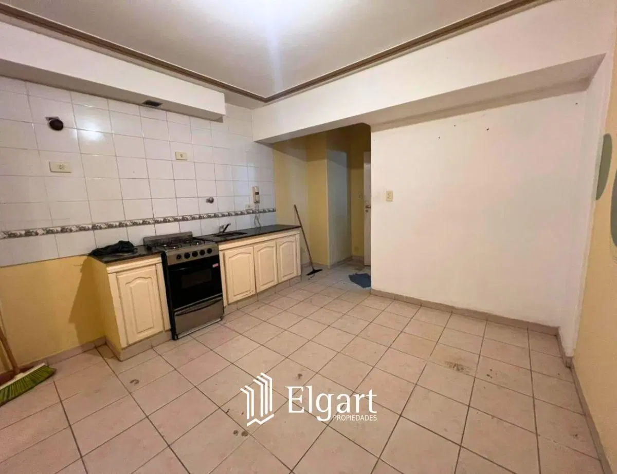VENTA EN BARRIO SUR MONOAMBIENTE 4