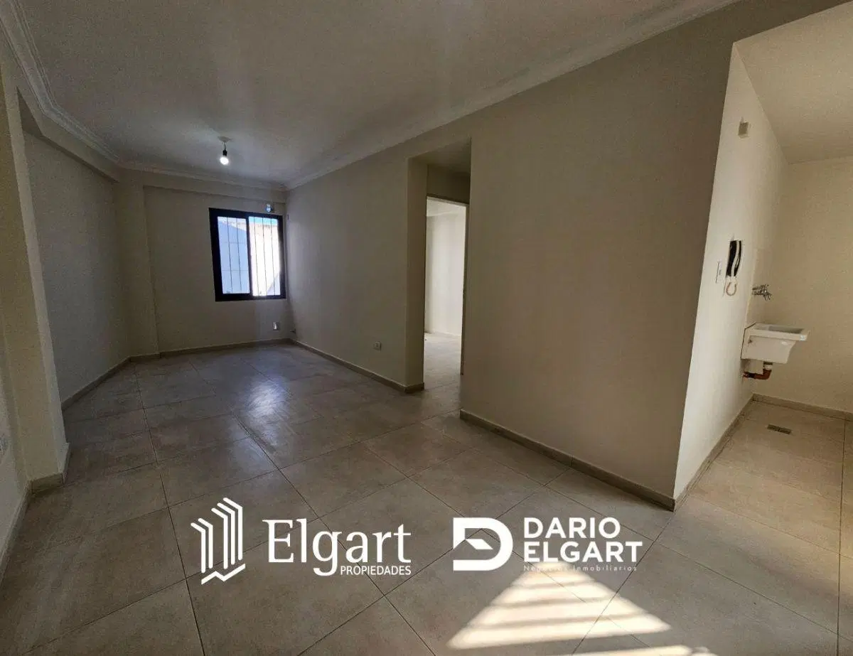 EXCELENTE DEPARTAMENTO DE 1 DORMITORIO CON PATIO 1