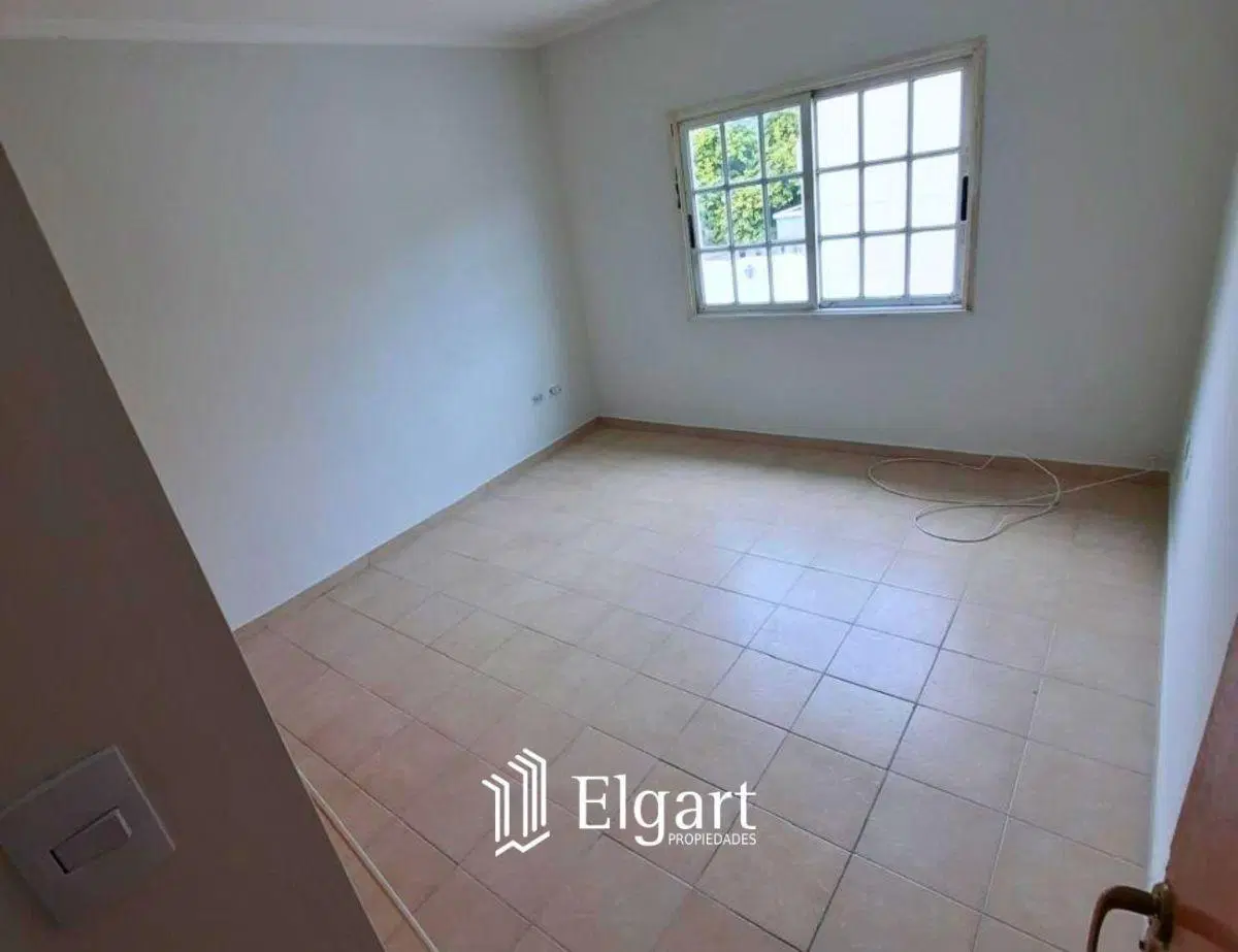 ¡Tu próximo hogar te espera! Dúplex de 3 Dormitorios en Excelente Ubicación 4