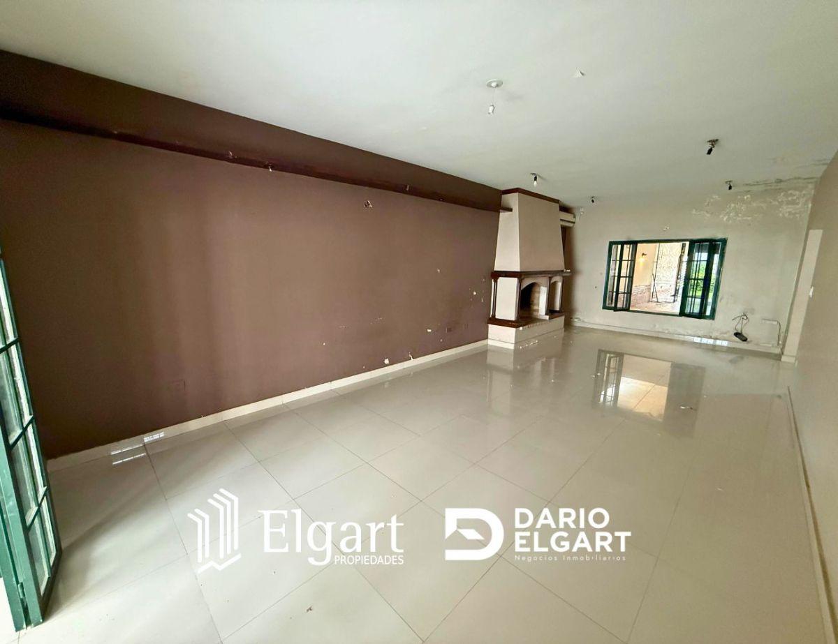 Foto de VENTA | CASA EN ESQUINA CON PILETA Y GARAJE PARA 3 VEHÍCULOS, imagen 5