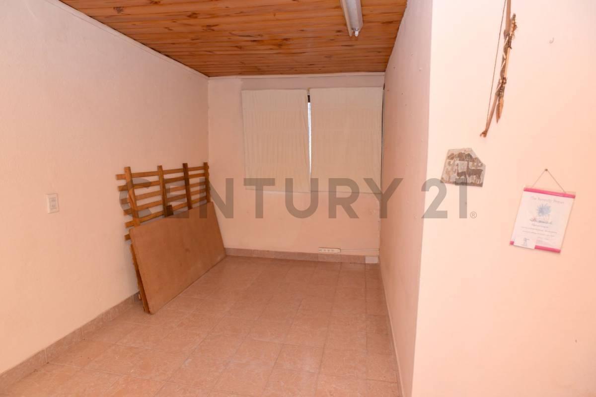 Casa Lote Propio en Villa del Parque 8 Amb Ideal P/ Reciclar 3