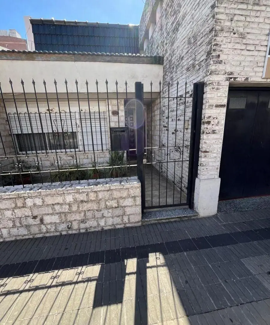 TERRENO EN ABASTO - CORRIENTES 2500 - PB + 10 PISOS // SE ESCUCHAN OFERTAS 2