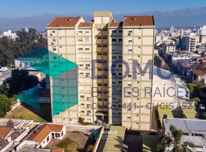 VENTA DEPARTEMENTO EN URQUIZA Y SANTA FE