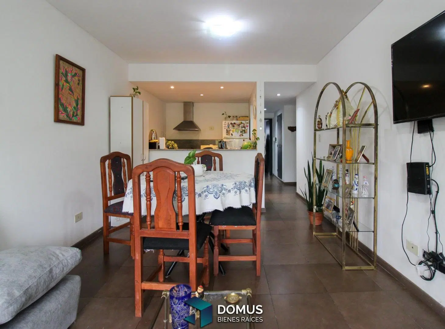 VENTA DEPARTAMENTO FRENTE A PLAZA ALVARADO 4