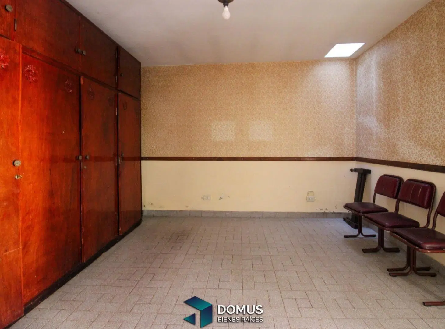VENTA CASA URQUIZA 1200 MACROCENTRO 5
