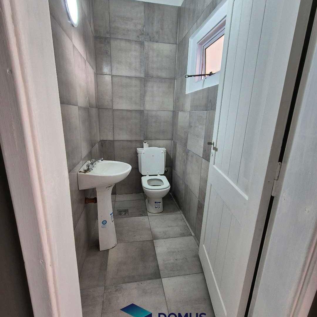 Foto de ALQUILER COMERCIAL AVDA SAN MARTIN, imagen 2