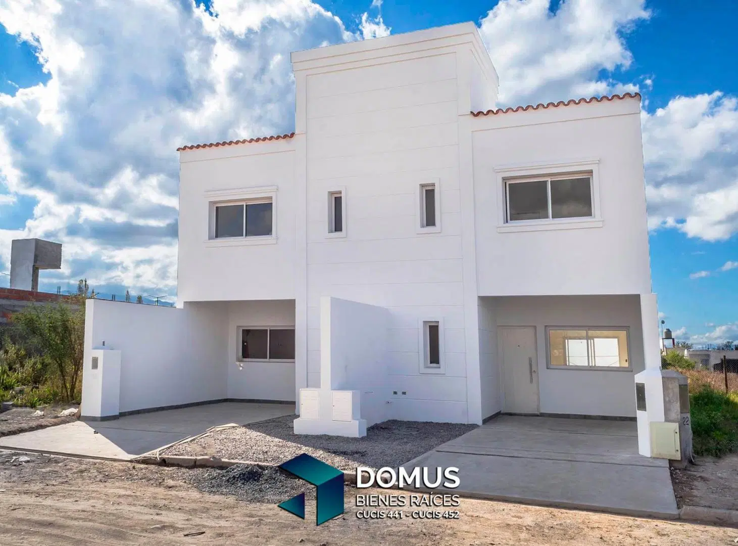 VENTA DUPLEX A ESTRENAR  3 DORMITORIOS VIA AURELIA 2