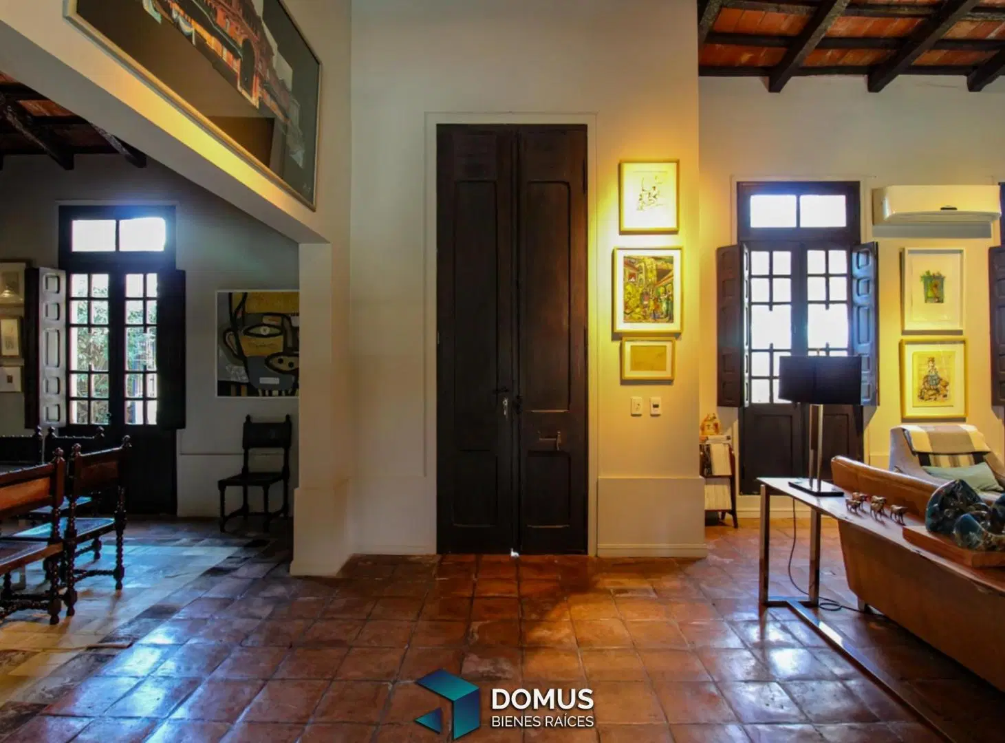 VENTA CASA DE CATEGORIA EN B° PRIVADO LOS OLMOS 4