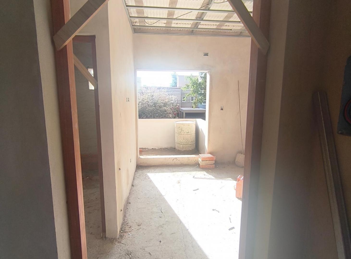Foto de VENTA DUPLEX BARRIO GRAND BOURG, imagen 5
