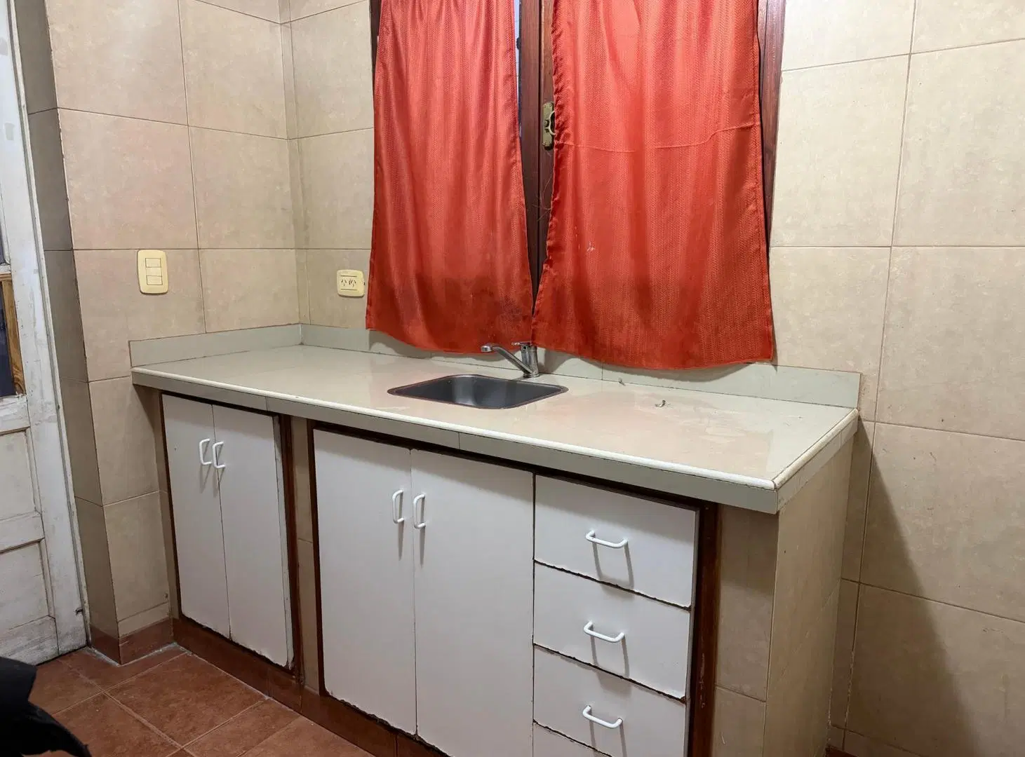 ALQUILO DEPARTAMENTO MACROCENTRO 3