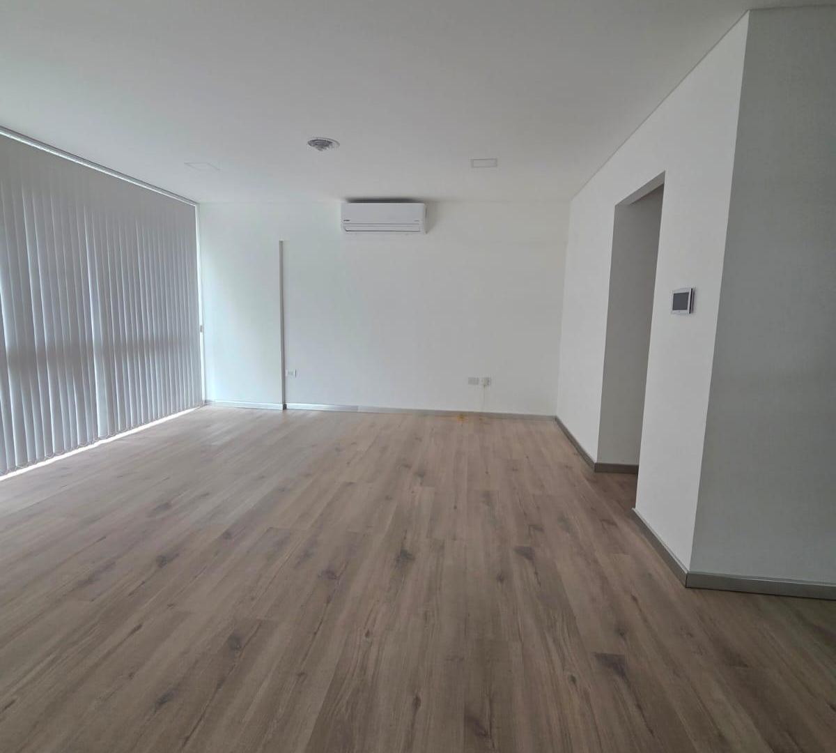 Foto de ALQUILER OFICINA EN PORTO, SAN LORENZO CHICO, imagen 1