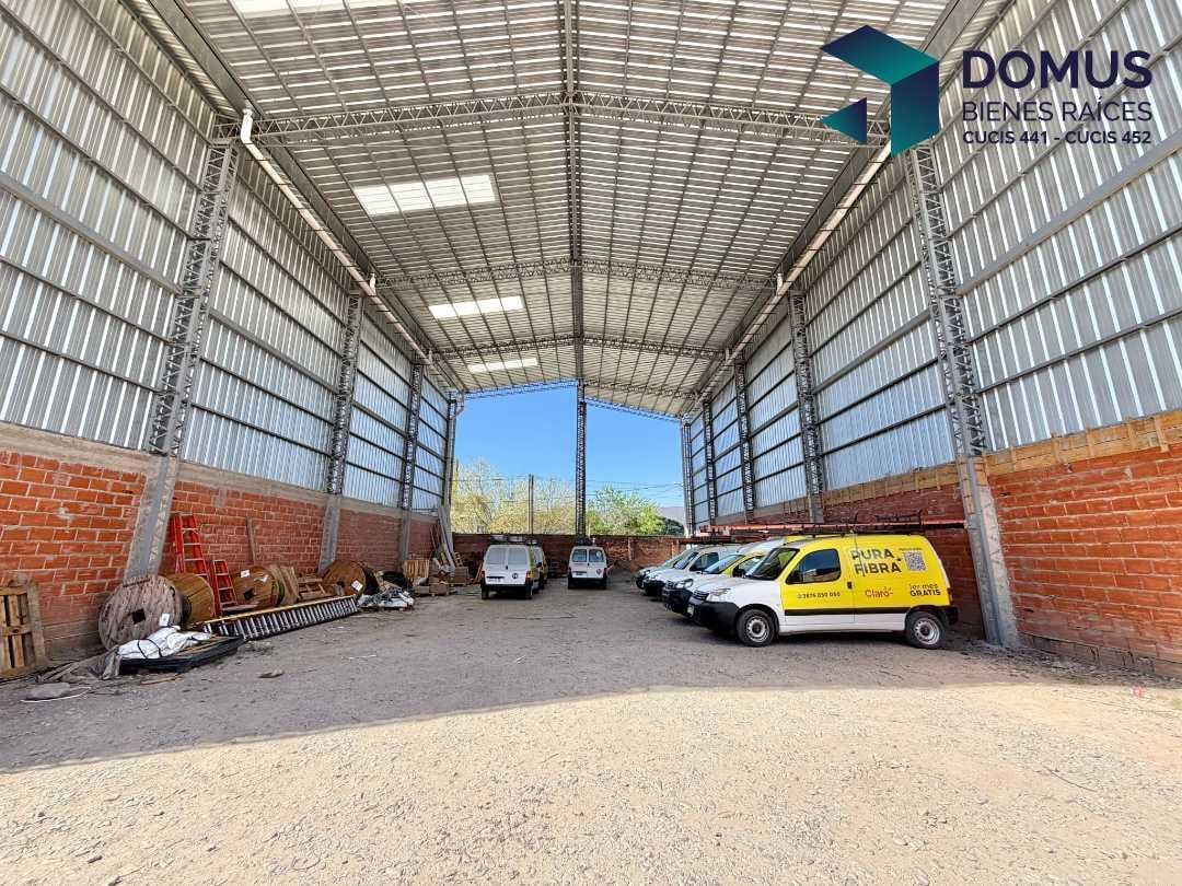 Foto de VENTA GALPON ALBERDI AL 1100, imagen 4