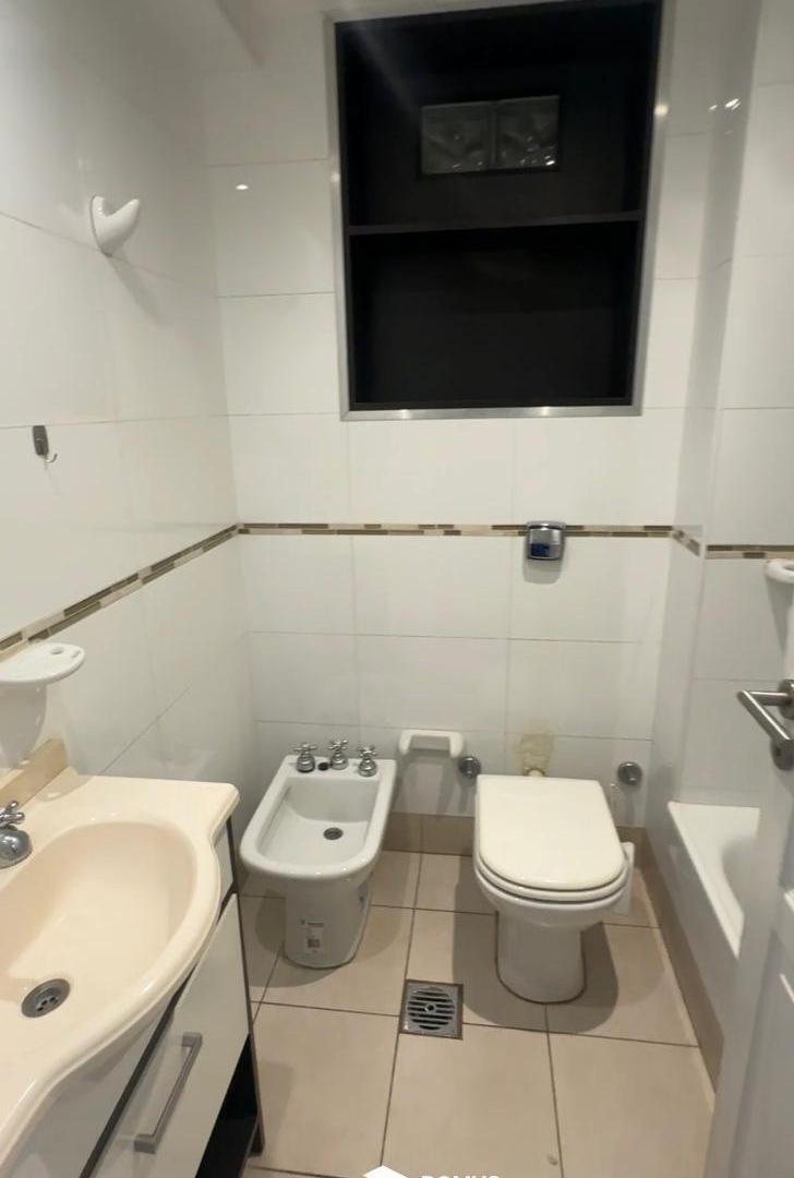 Foto de ALQUILER MONOAMBIENTE AV BICENTENARIO, imagen 2