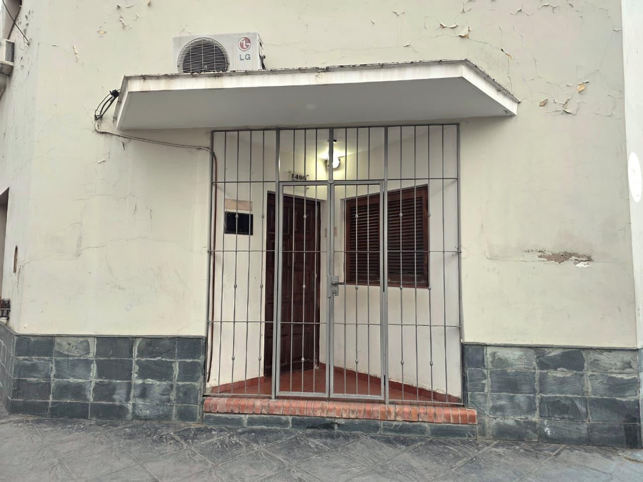 Foto de ALQUILER CASA SAN MARTIN Y 10 DE OCTUBRE, imagen 1
