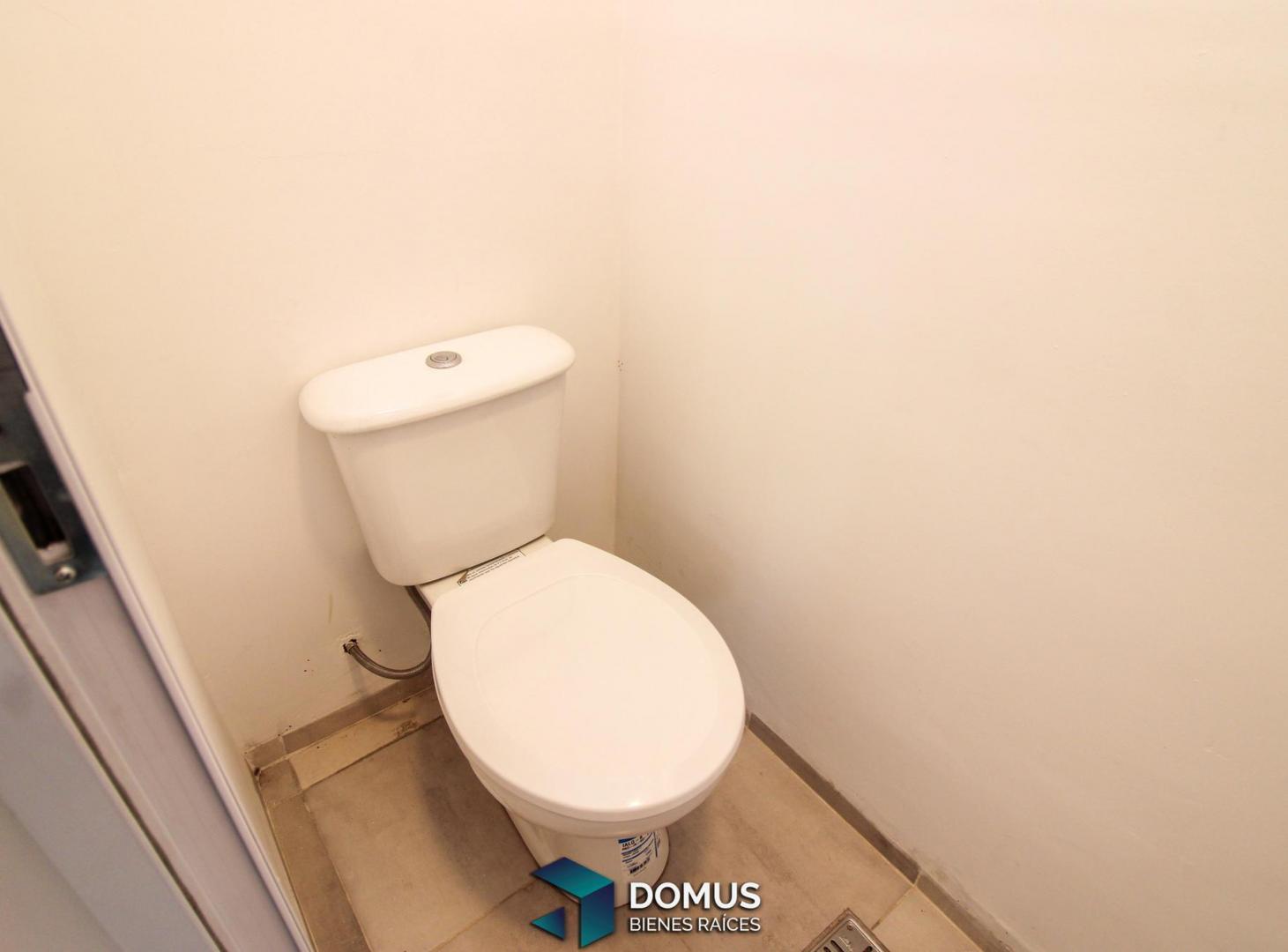 Foto de VENTA CASA A ESTRENAR EN EKO DISTRITO CIRCUNVALACION OESTE, imagen 5