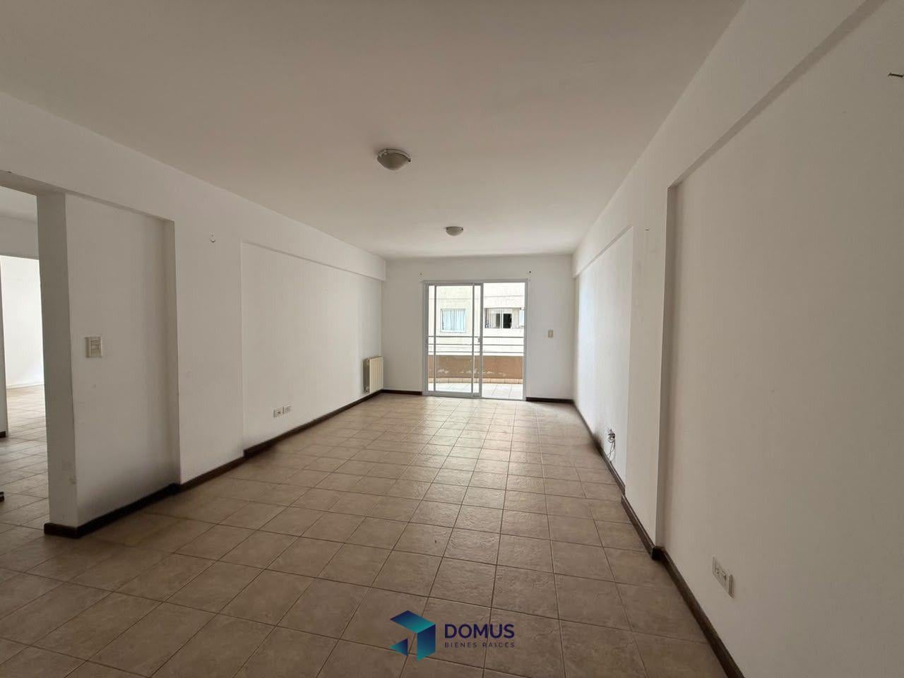 Foto de ALQUILER DEPARTAMENTO ALBERDI AL 700, imagen 1