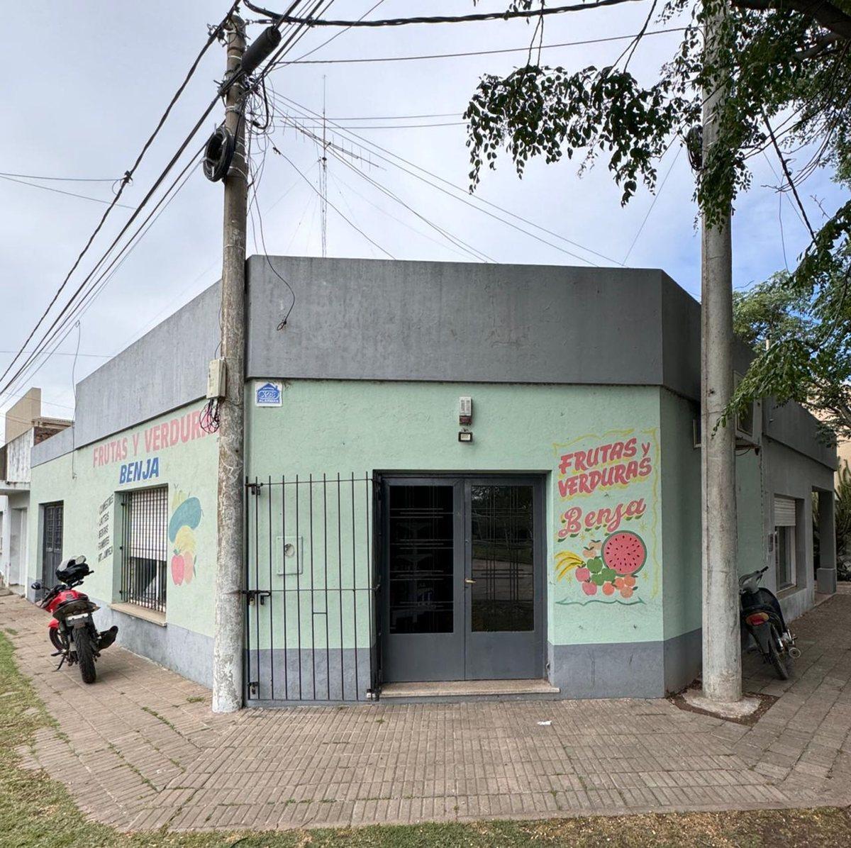 Casa en Venta en Pehuaó con Local 1