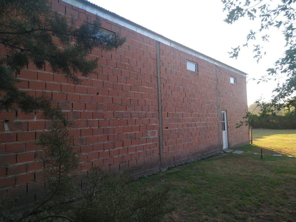 Galpon en Venta en Arroyo Dulce 2