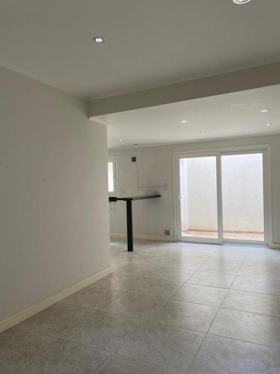 Se Vende Departamento Al Contrafrente en Pehuajó 1