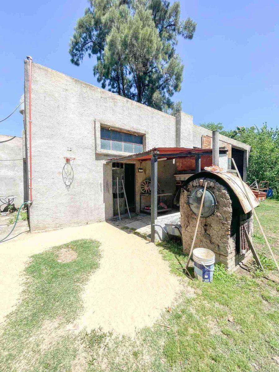 Casa en Venta en Pergamino con Pileta y Galpon 1