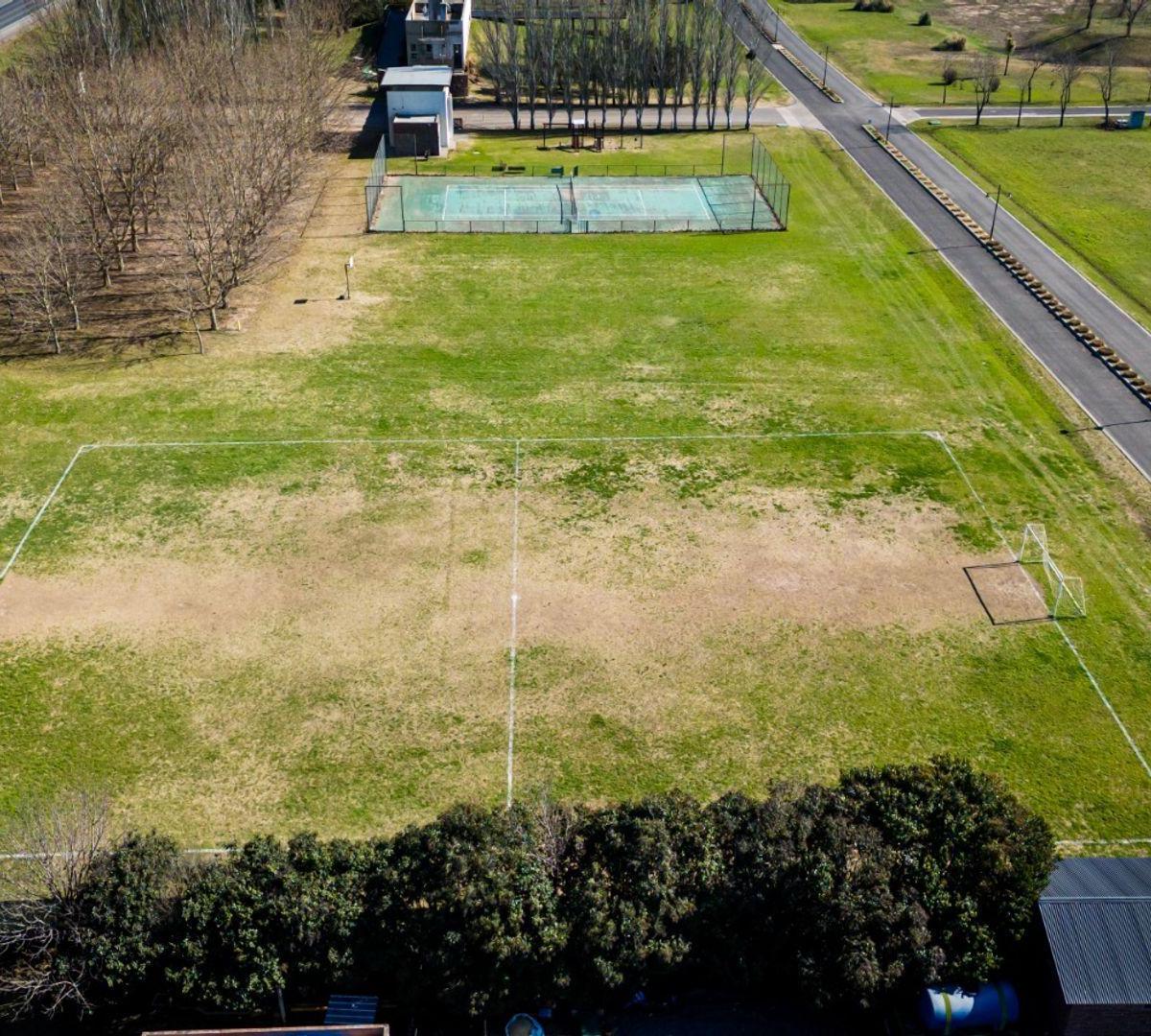 Lote en Venta en Pergamino Club del Lago 2