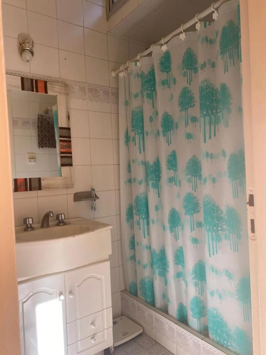 En Venta Casa con Departamento y Taller en Pehuaj0 1