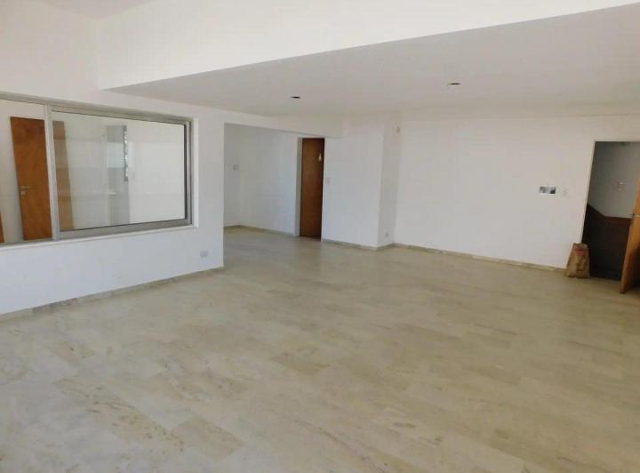 EDIFICIO A LA VENTA EN PERGAMINO 1