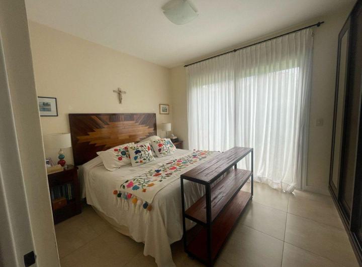 CASA EN VENTA EN PERGAMINO CON PILETA 3