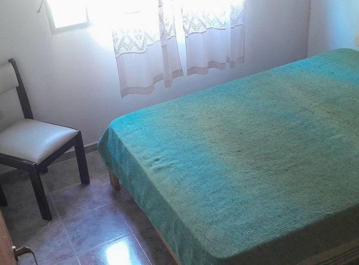 CASA EN VENTA EN PERGAMINO CON PILETA 5
