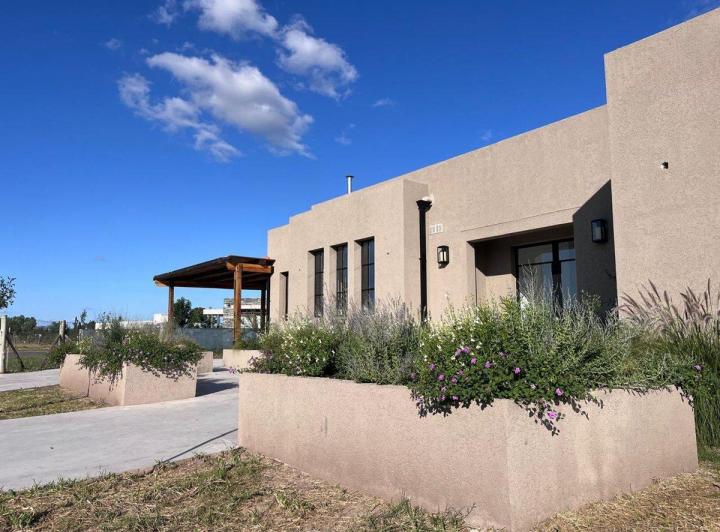CASA EN VENTA EN PERGAMINO A ESTRENAR 3
