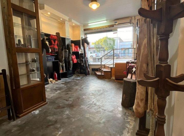 LOCAL EN VENTA EN BRAGADO 2